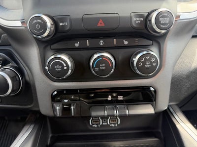 2024 RAM 1500 Big Horn Crew Cab 4x4 5'7' Box