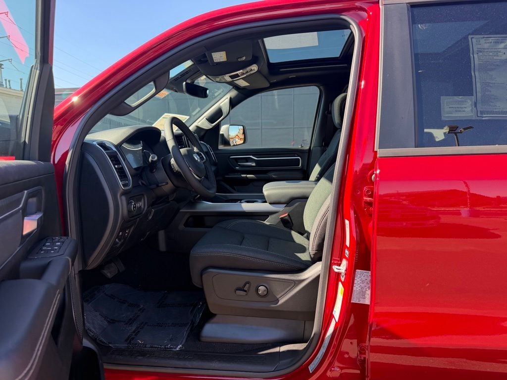 2026 RAM 1500 Big Horn Crew Cab 4x4 5'7' Box