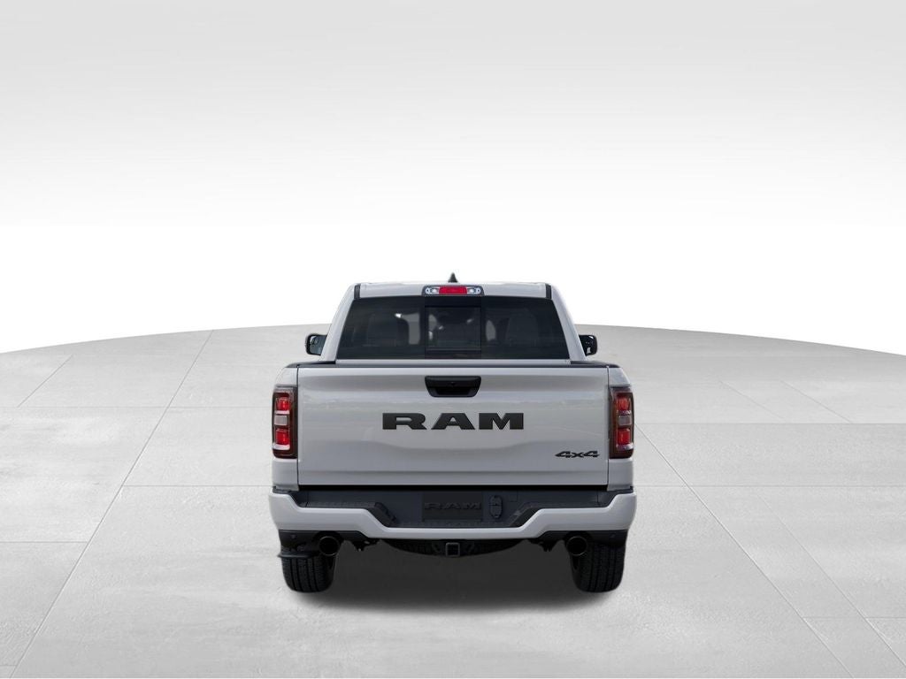 2026 RAM 1500 RAM 1500 EXPRESS CREW CAB 4X4 5'7' BOX