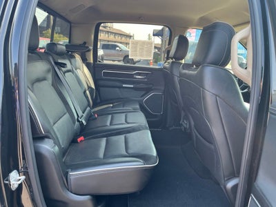 2019 RAM 1500 Laramie Crew Cab 4x4 5'7' Box