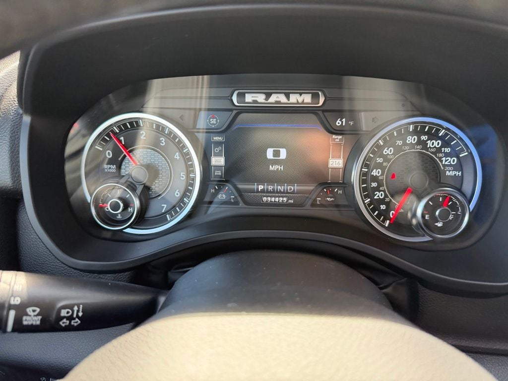 2022 RAM 1500 Big Horn Crew Cab 4x4 6'4' Box