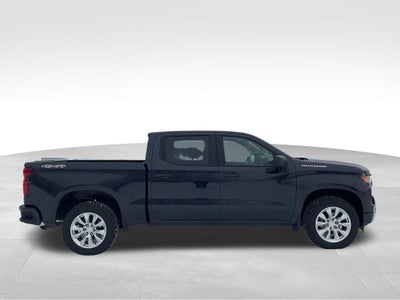 2023 Chevrolet Silverado 1500 4WD Crew Cab Short Bed Custom