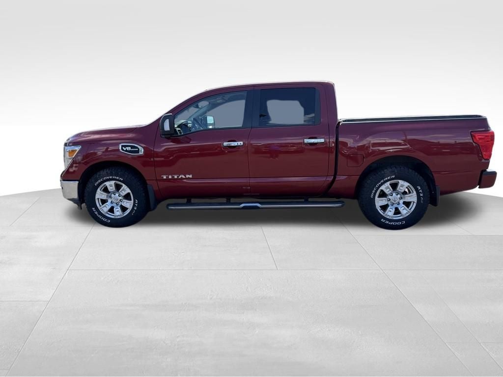 2017 Nissan TITAN SV