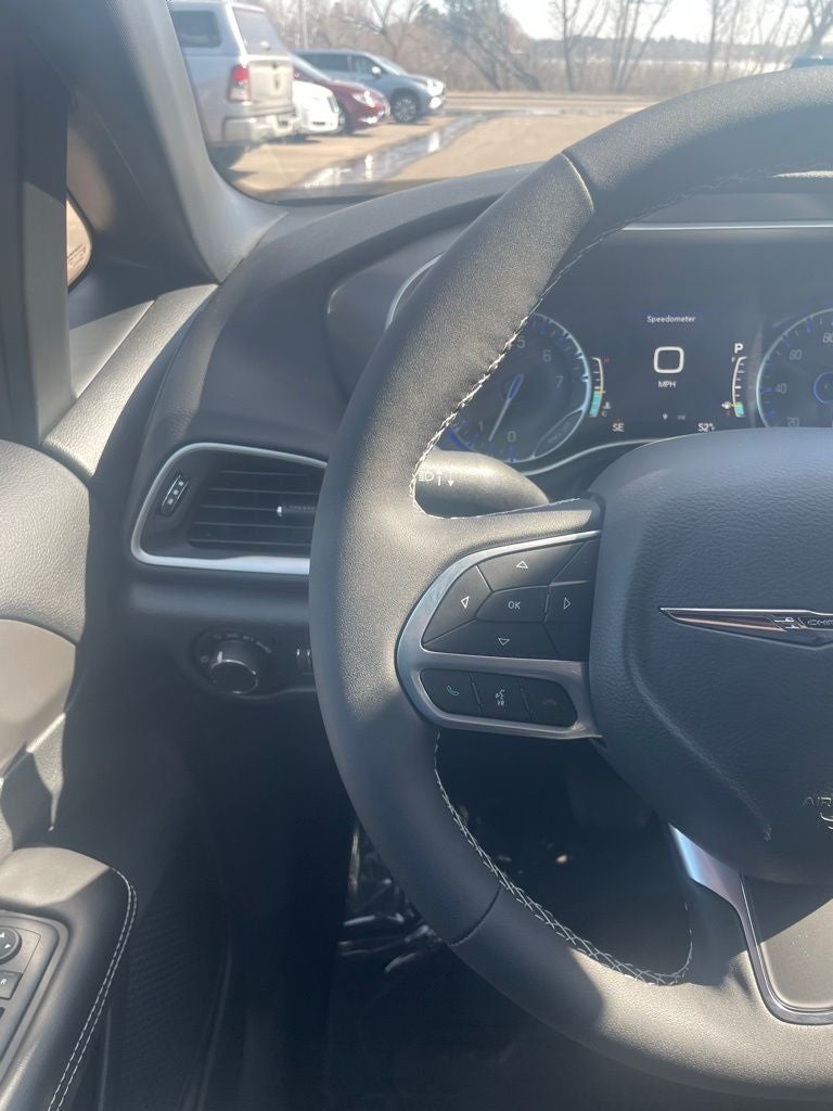 2026 Chrysler Voyager VOYAGER LX