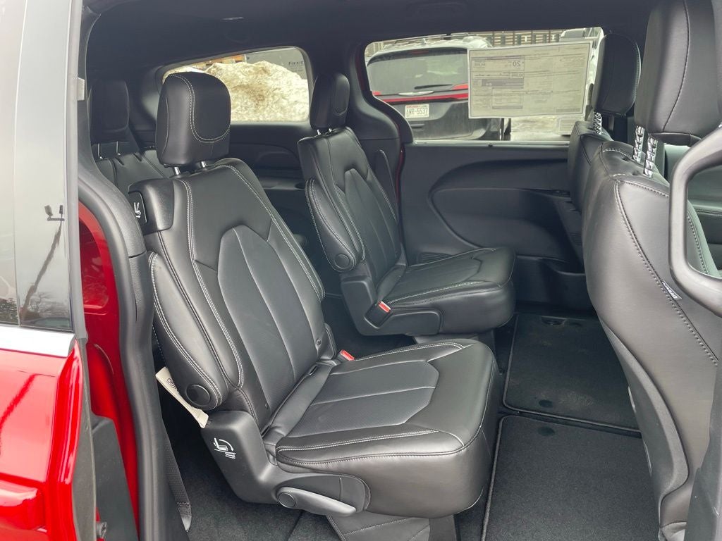 2026 Chrysler Pacifica PACIFICA SELECT AWD