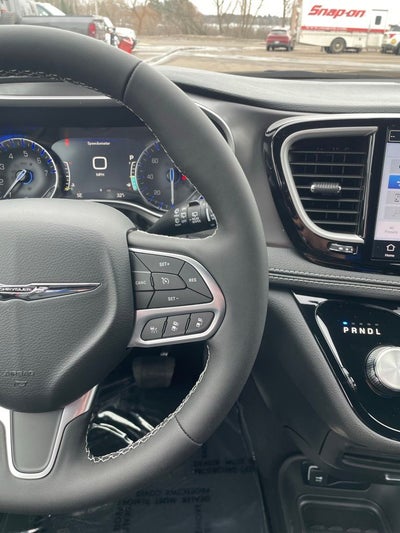 2026 Chrysler Pacifica PACIFICA SELECT AWD