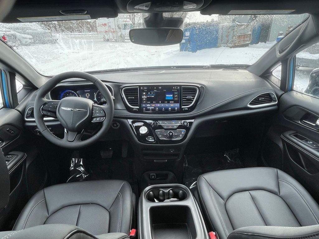 2026 Chrysler Pacifica PACIFICA SELECT AWD