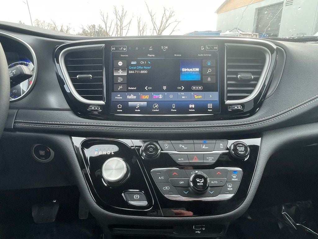 2026 Chrysler Pacifica PACIFICA SELECT AWD