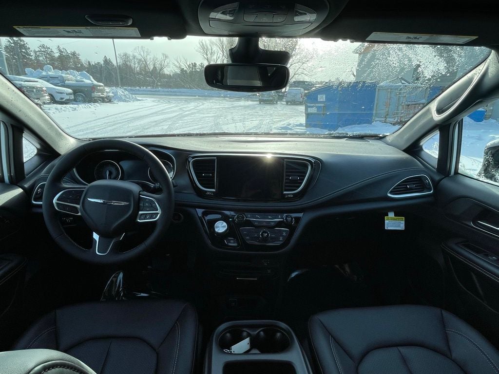 2026 Chrysler Pacifica PACIFICA SELECT AWD