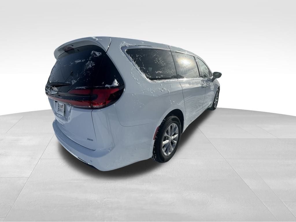 2026 Chrysler Pacifica PACIFICA SELECT AWD