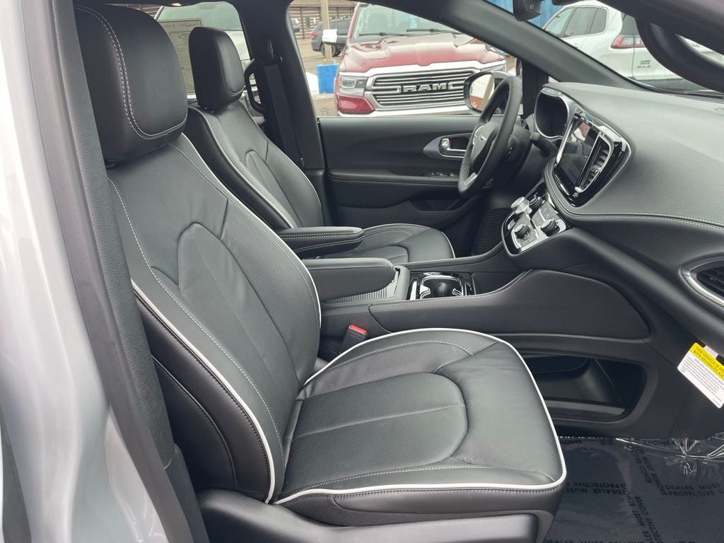 2026 Chrysler Pacifica PACIFICA LIMITED AWD