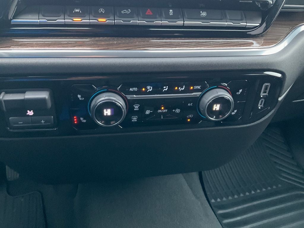 2025 Chevrolet Silverado 1500 4WD Crew Cab Standard Bed LT