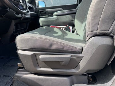 2022 RAM 2500 Tradesman Regular Cab 4x4 8' Box