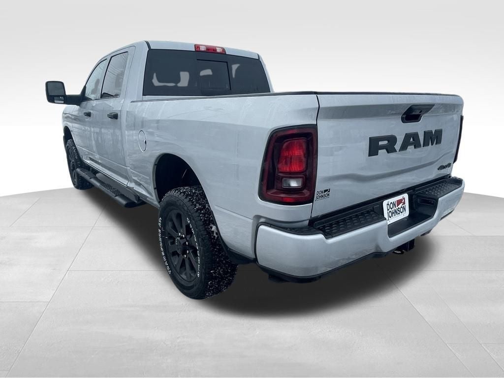 2026 RAM Ram 2500 RAM 2500 BLACK EXPRESS CREW CAB 4X4 6'4' BOX