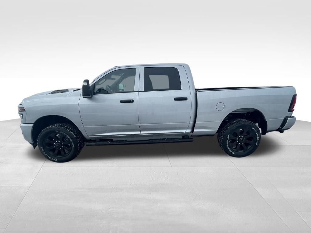 2026 RAM Ram 2500 RAM 2500 BLACK EXPRESS CREW CAB 4X4 6'4' BOX