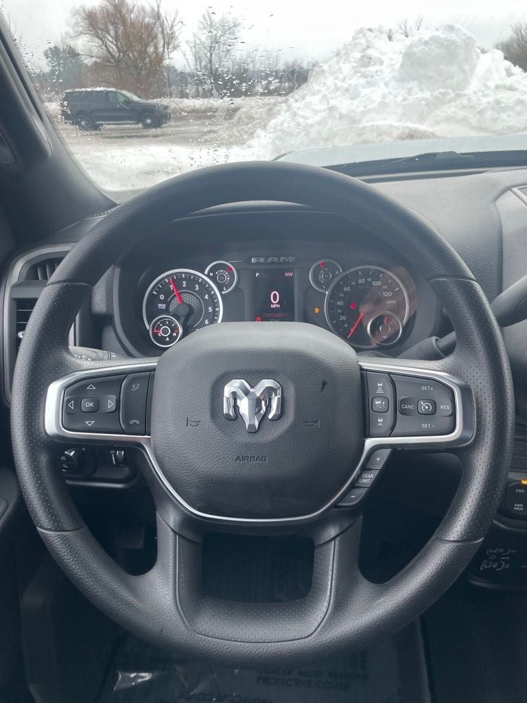 2026 RAM Ram 2500 RAM 2500 BLACK EXPRESS CREW CAB 4X4 6'4' BOX