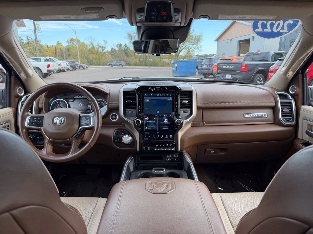 2022 RAM 2500 Laramie Crew Cab 4x4 6'4' Box