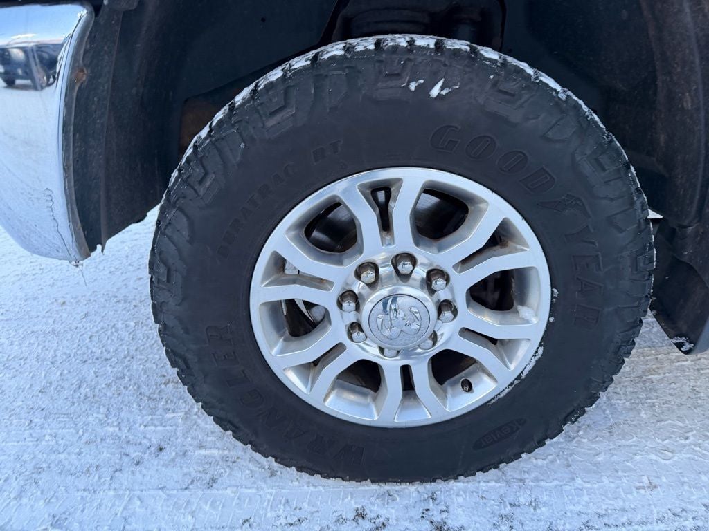 2018 RAM 2500 Laramie Crew Cab 4x4 6'4' Box