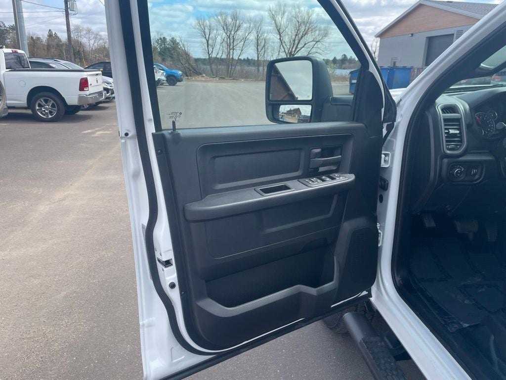 2026 RAM Ram 2500 RAM 2500 TRADESMAN CREW CAB 4X4 8' BOX