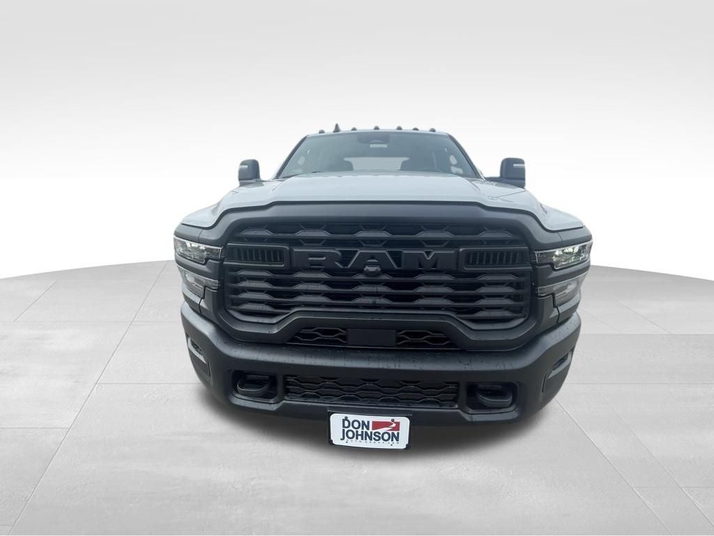 2026 RAM Ram 3500 Chassis Cab RAM 3500 TRADESMAN CREW CAB CHASSIS 4X4 60' CA