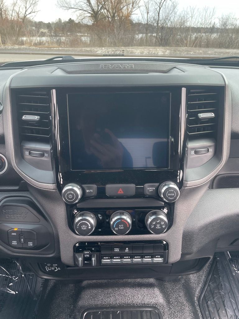 2026 RAM Ram 3500 Chassis Cab RAM 3500 TRADESMAN CREW CAB CHASSIS 4X4 60' CA