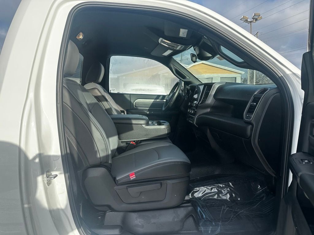 2026 RAM Ram 3500 Chassis Cab RAM 3500 TRADESMAN CHASSIS REGULAR CAB 4X4 60' CA