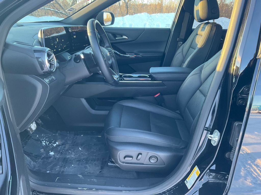 2025 Chevrolet Equinox AWD LT